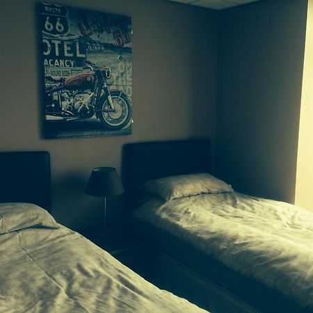 Coach & Horses Bed & Breakfast Tredegar Dış mekan fotoğraf