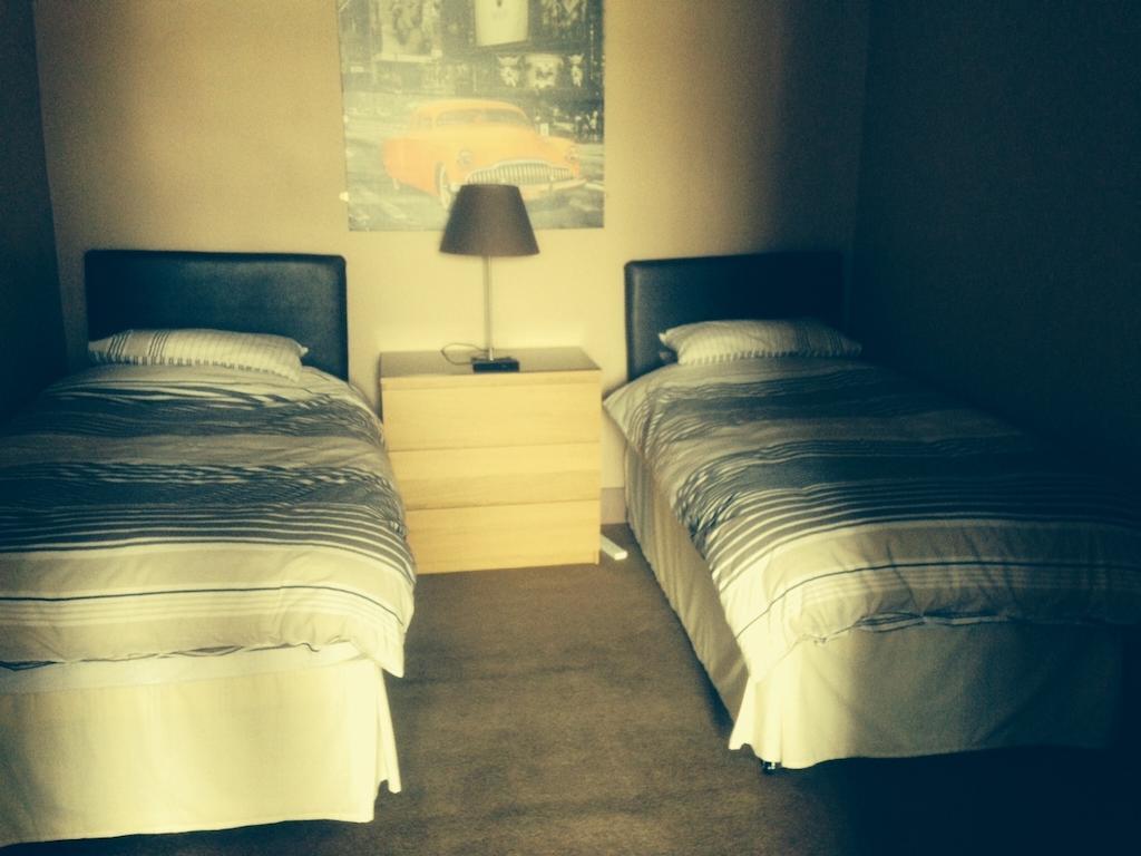 Coach & Horses Bed & Breakfast Tredegar Dış mekan fotoğraf